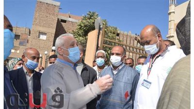 محافظ الأقصر يتفقد سير العمل بالوحدات الصحية والمشروعات الجاري تنفيذها