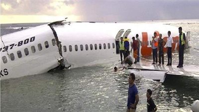 البحرية الإندونيسية تحدد موقع الطائرة المنكوبة