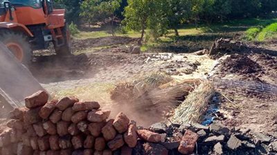 إزالة تعد على أراض زراعية بارمنت الحيط في الأقصر