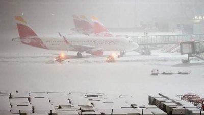 شوارع إسبانيا تصاب بشلل.. العاصفة الثلجية تعطل الحركة