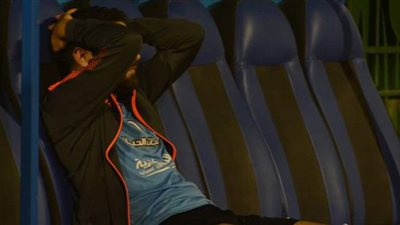 مهاجم غزل المحلة يبكي عقب التعادل مع الجونة سلبيا | صور