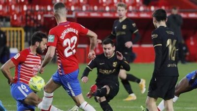 ميسي وجريزمان يقودان برشلونة للفوز على غرناطة 0/4 في الليجا