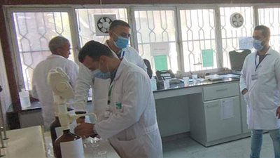 نائب رئيس القابضة للمياه يتفقد محطة التل الكبير بالإسماعيلية | صور