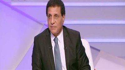 وليد عبد اللطيف: فاروق جعفر دائم إثارة الجدل وأخطأ تجاه عبد الله جمعة