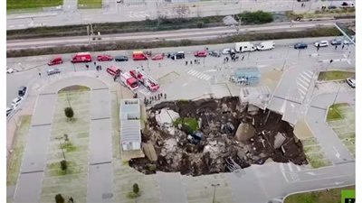 لقطات جوية توثق لحظات الانهيار الأرضي في إيطاليا| فيديو