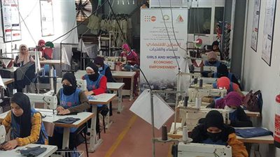 انتهاء برنامج تدريب وتشغيل 250 فتاة بمصانع الملابس الجاهزة