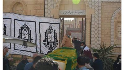 لحظة دفن هادي الجيار بـ