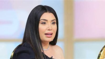 تعرف على قصة ارتداء عبير صبري للحجاب.. ولماذا خلعته؟