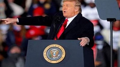 سيناتور جمهوري لترامب: عليك الرحيل في أسرع وقت