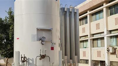 الانتهاء من تركيب تانك أكسجين بسعة 7 آلاف لتر بمستشفى السادات | صور