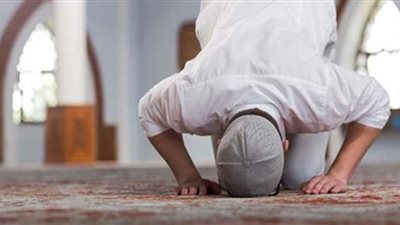 ما أهم سنن وهيئات الصلاة؟.. مفتي الجمهورية السابق يوضح