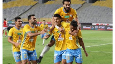 تعرف على القنوات الناقلة لمباراة الإسماعيلي والرجاء في البطولة العربية