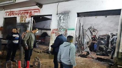 غلق وتشميع ورشتين لمخالفتهما إجراءات كورونا بالشرقية | صور