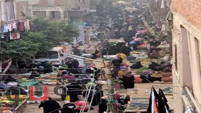 وسط شكاوى من الزحام.. سوق الجعفرية يتحدى كورونا في الغربية | صور