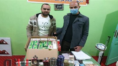 مداهمة مركز علاج طبيعي بالشرقية وضبط أخصائي ينتحل صفة طبيب | صور