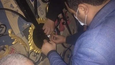 غلق قاعة أفراح وضبط 32 شيشة بالمنيا