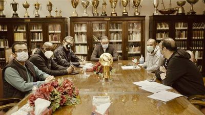 الخطيب يبحث مع موسيماني احتياجات فريق الكرة في الأهلي