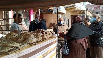 غلق 163 منشأة مخالفة وتحرير 202 محضر غرامات بالمنوفية | صور