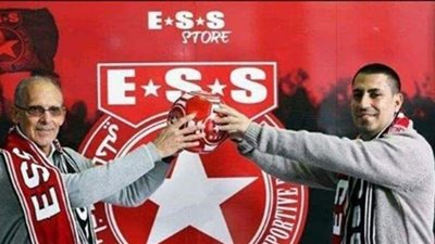 رسميا.. النجم الساحلي يفسخ عقد مدربه فييرا