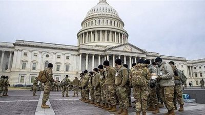 واشنطن تتحول إلى ثكنة عسكرية.. والبنتاجون يدفع بـ15 ألف جندي لتأمين تنصيب بايدن | صور