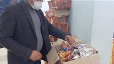 إعدام ٨٦ كيلو أغذية منتهية الصلاحية ومجهولة المصدر بالعريش | صور