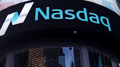 سعر سهم تسلا يتراجع على مؤشر ناسداك بنسبة 6.35% بمستهل التعاملات