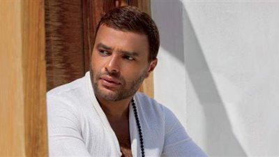 تامر حسين يهاجم رامي صبري.. تعرف على السبب