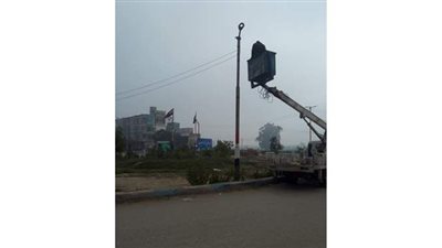 صيانة شاملة لأعمدة الإنارة بأبو حماد في الشرقية