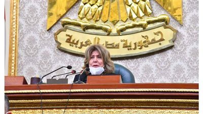 فريدة الشوباشي تفتتح الجلسة الإجرائية لمجلس النواب|فيديو