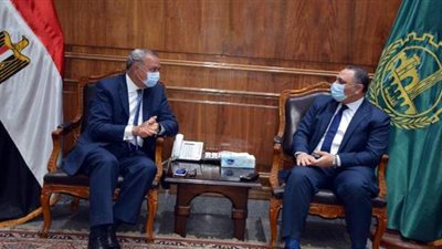 محافظ القليوبية يبحث إعادة تدوير أصول الدولة لإقامة مشروعات تنموية