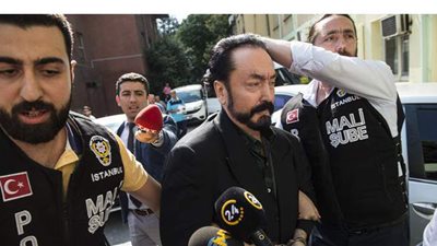 1075 سنة سجن.. حكم غريب على الداعية التركي الراقص