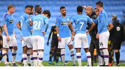 لاعب مانشستر سيتي يخترق البروتوكول الصحي من جديد