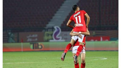 وليد سليمان يسجل هدف الأهلي الثالث فى مرمي الإنتاج الحربي