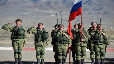 مقتل 4 عسكريين وإصابة 24 آخرين في حادث تصادم بروسيا