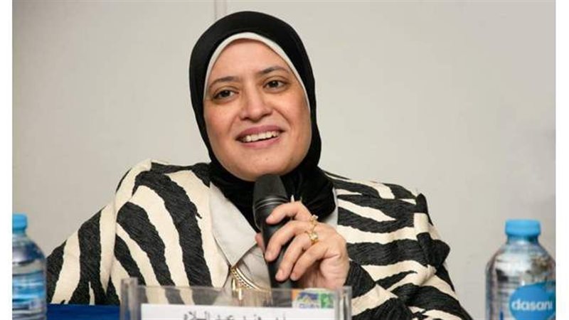 الدكتور هند عبد اللاه