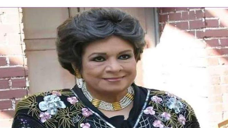 الفنانة كريمة مختار