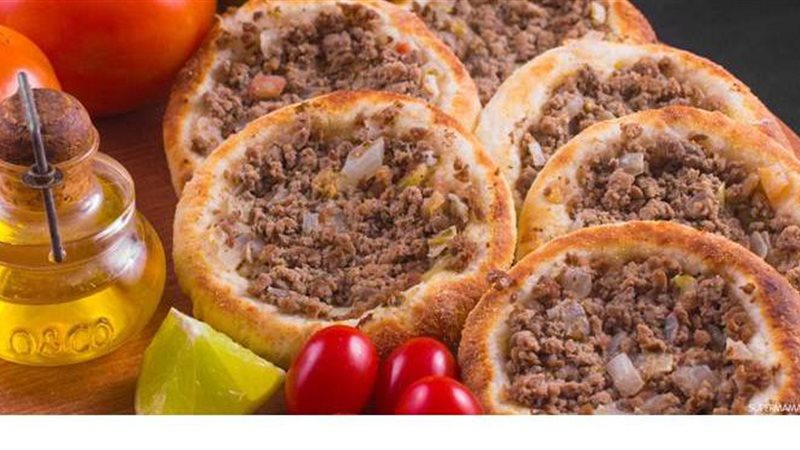 مناقيش بالجبنة