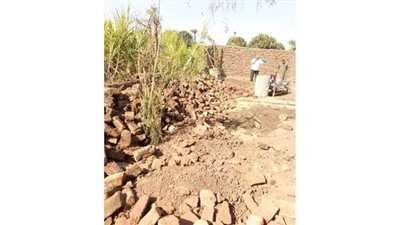 إزالة 3 حالات تعد بالبناء على أرض زراعية في الأقصر| صور