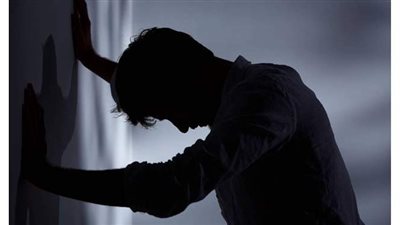 اعراض مرض الشيزوفرينيا.. تعرف على الأسباب وطرق العلاج