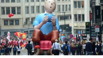 مزاد لعرض غلاف مجلة للبيع بـ2 مليون يورو