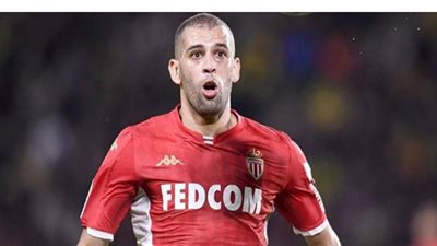 أولمبيك ليون يعلن تعاقده مع الجزائري إسلام سليماني