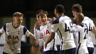 توتنهام يسقط في فخ التعادل مع فولهام 1/1 بالدوري الإنجليزي