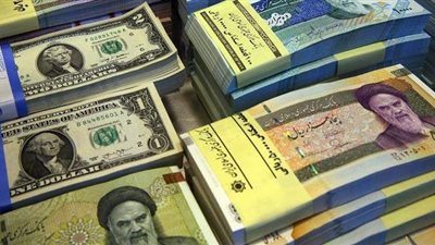 مقايضة وغسيل أموال وناقلات وهمية.. حيل تلجأ إليها إيران لمواجهة العقوبات الأمريكية