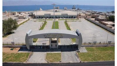 إعداة فتح ميناء نويبع بعد تحسن الاحوال الجوية واستقرار الرياح