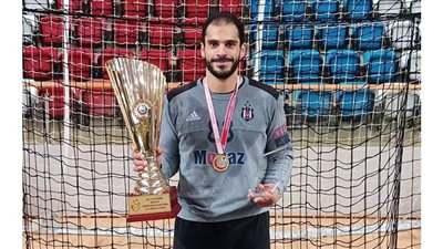 حارس منتخب اليد يخوض تجربة احترافية جديدة في مقدونيا