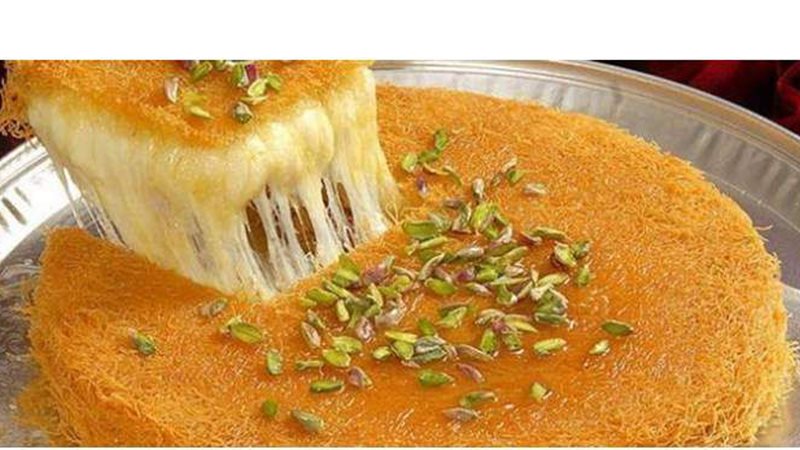الكنافة بالقشطة
