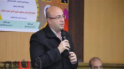 التحقيق مع 15 طبيبا لتغيبهم عن العمل في الفشن ببني سويف