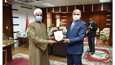 رئيس جامعة الأقصر يوقع بروتوكول تعاون مع وزارة الأوقاف | صور