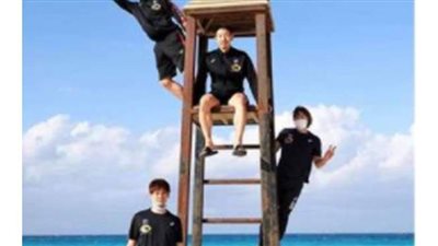 استجمام لاعبي منتخبي بيلاروسيا واليابان لكرة اليد على شواطئ الساحل الشمالي | صور