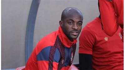 الأهلي يقدم عرضين لـ